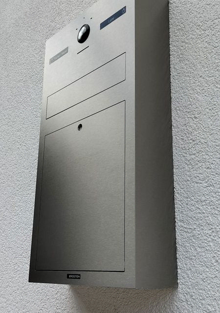 Unterputz-Briefkasten mit Klingel in RAL7016 Anthrazit